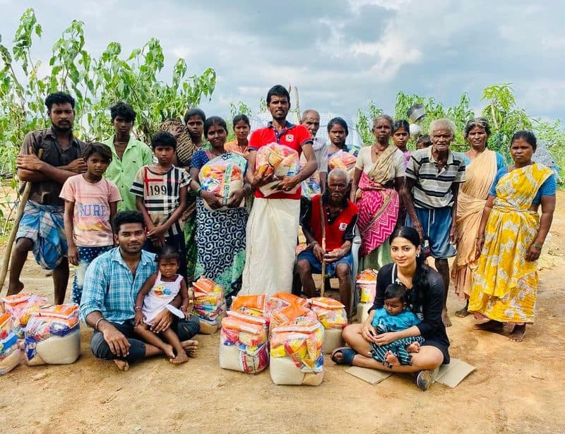 Ahaara India with community